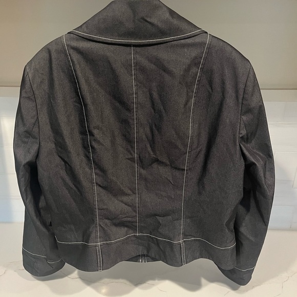 DONCASTER jacket - Picture 7 of 10